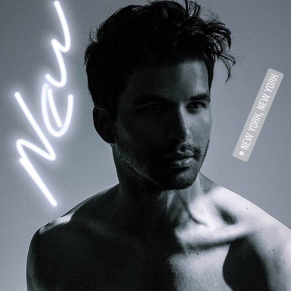 Meet your Posher, Mathias - Picture 1 of 1